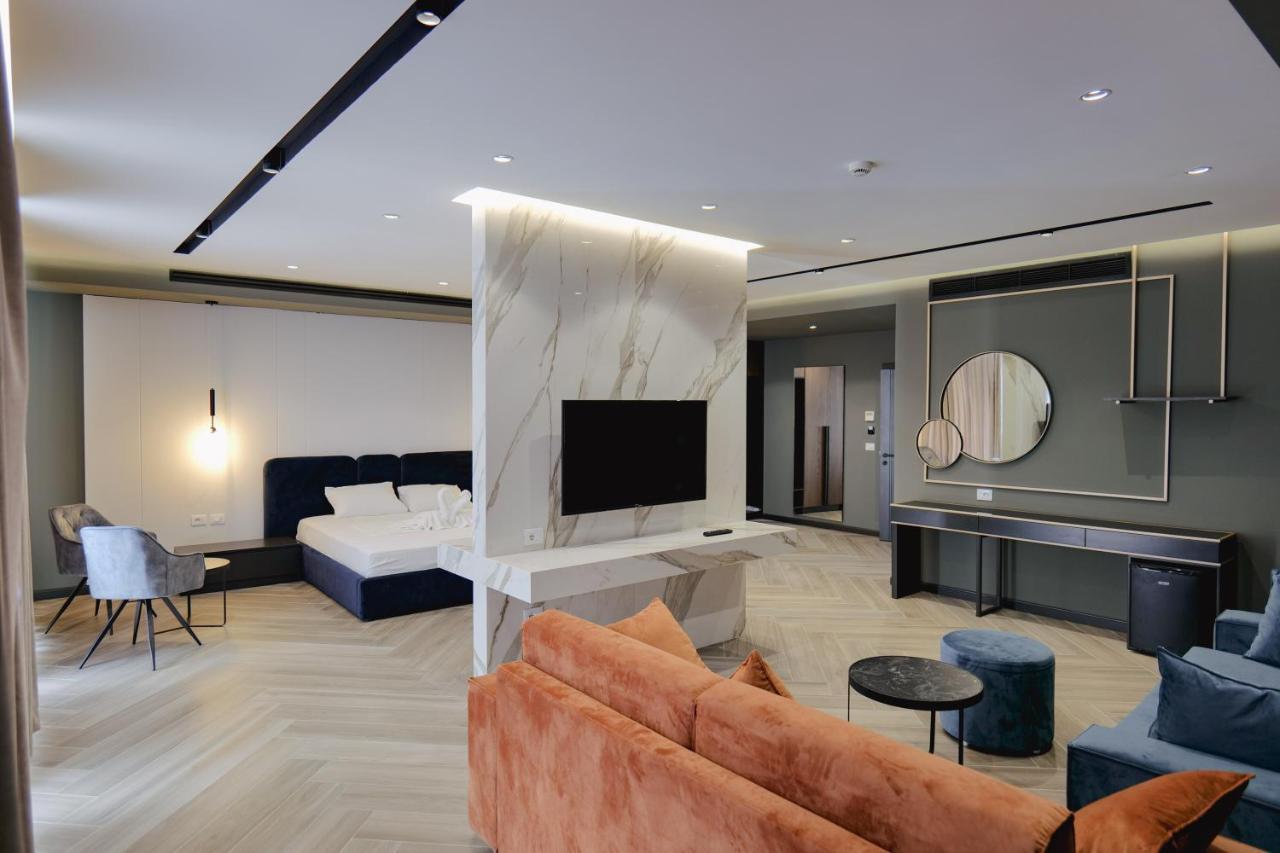Adamas Resort & Hotel Lezhe Bagian luar foto