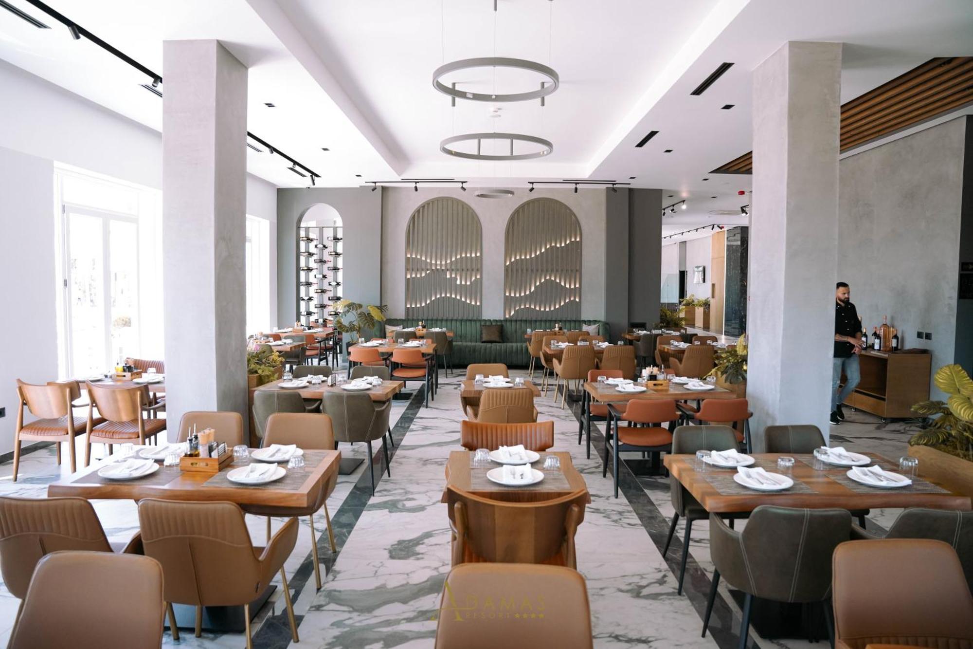 Adamas Resort & Hotel Lezhe Bagian luar foto